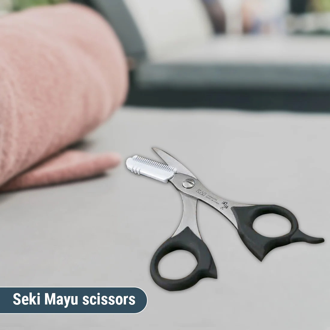 Kai Seki Magoroku Seki Mayu scissors with comb [000HC1832] - Image 4