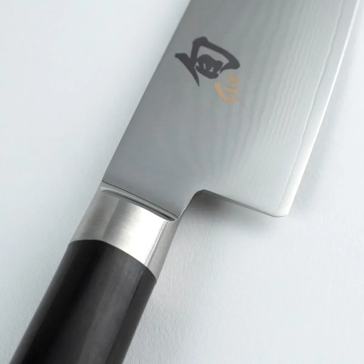 Kai Shun Classic Santoku Kitchen Knife 5.5"  [DM0727] - Image 7