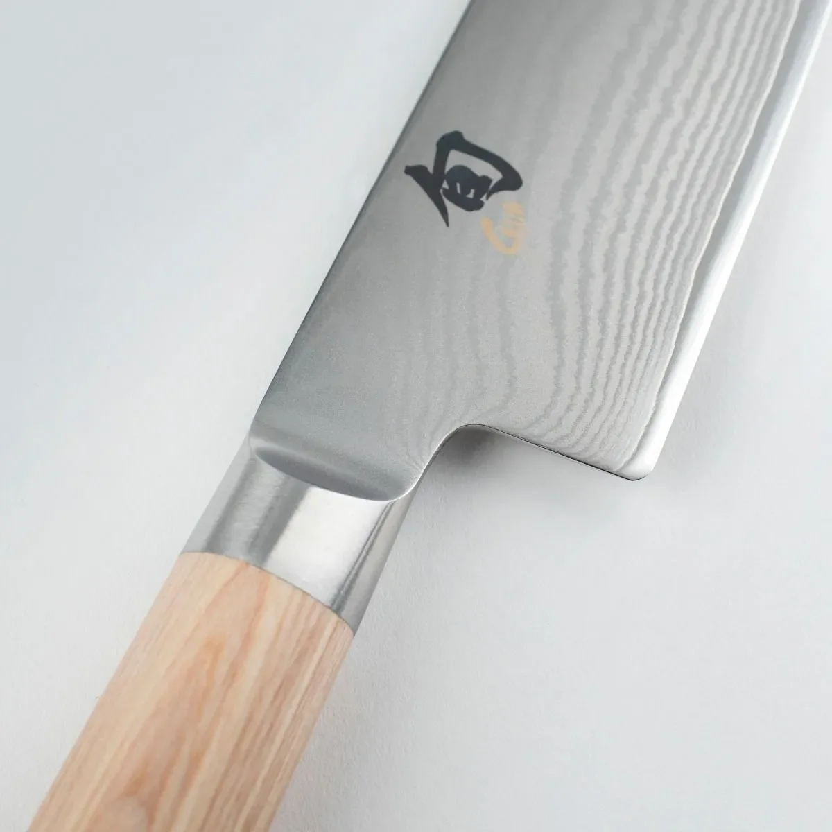 Kai Shun Classic Blonde Santoku Knife  7" [DM0702W] - Image 5